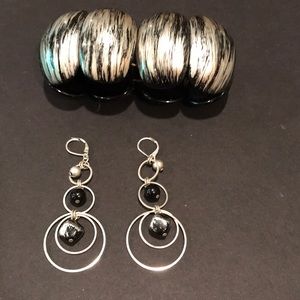 Bracelet and earring set